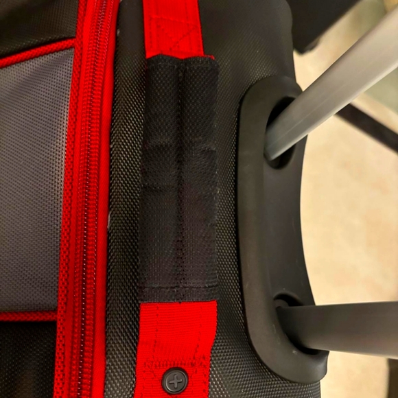 FUL Rolling Duffel bag / Travel luggage - Picture 10 of 11